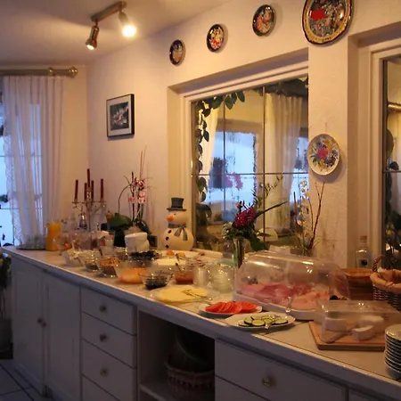 Schwarzwaldtanne ゲストハウス 3*